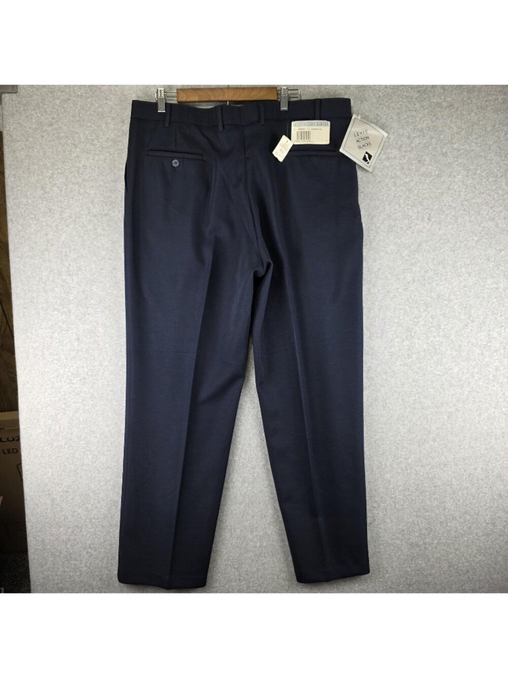 Levi's Action Slacks Pants Mens 42x32 Navy Blue Flat Front Dress Pants NWT